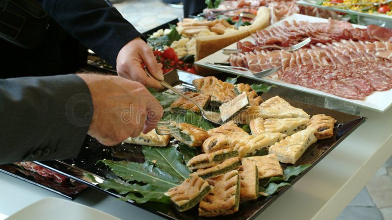办公室零食批发，如何选择一件代发服务商？**