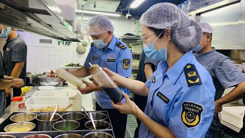 小型糖果包装机尺寸揭秘：如何选择合适的型号**