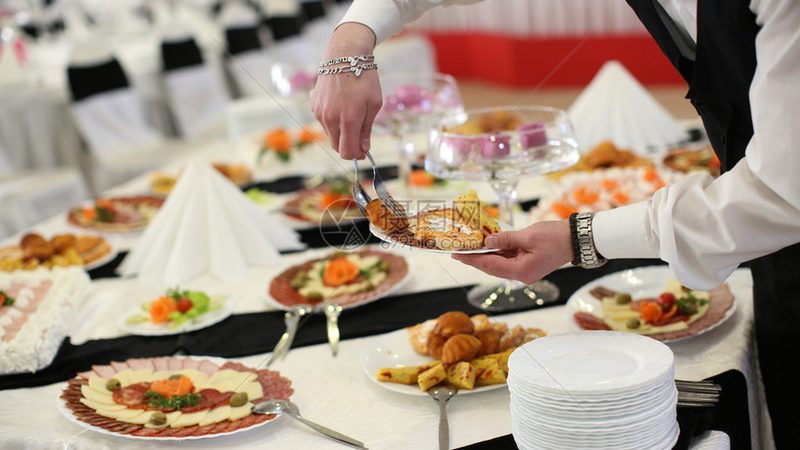 餐饮供应链安装调试，如何选择专业服务？**